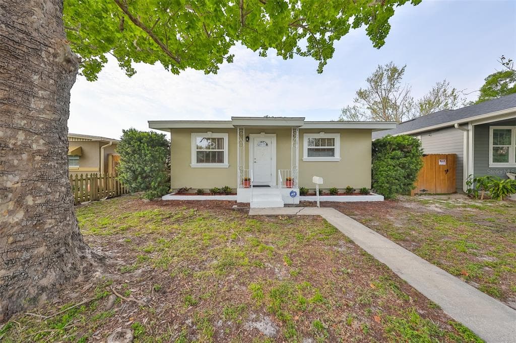730 50TH AVENUE N ST PETERSBURG, FL 33703