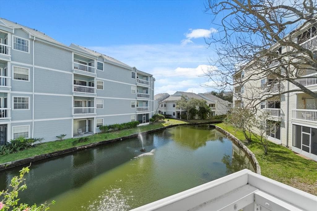 6809 STONES THROW CIRCLE N UNIT 16204 ST PETERSBURG, FL 33710