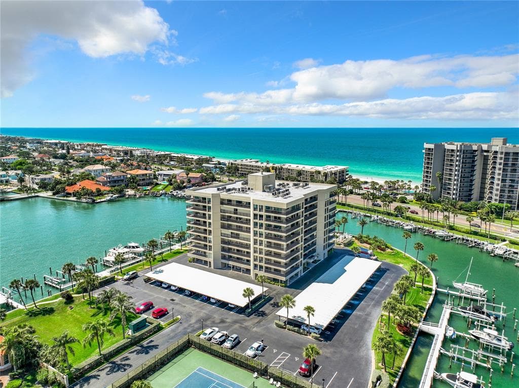 1651 SAND KEY ESTATES COURT UNIT 51 CLEARWATER, FL 33767