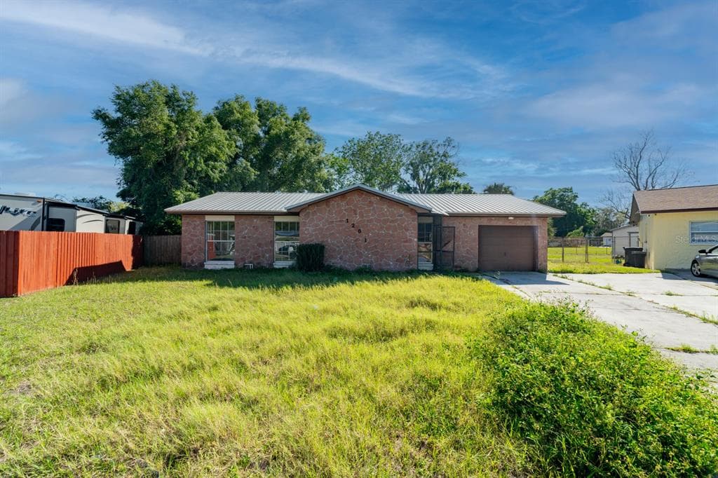 1207 WINDSOR CIRCLE BRANDON, FL 33510