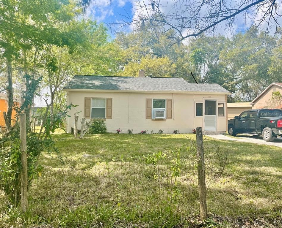 708 HAZEL AVENUE BROOKSVILLE, FL 34601