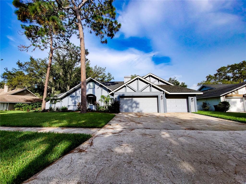 144 BARRINGTON DRIVE BRANDON, FL 33511