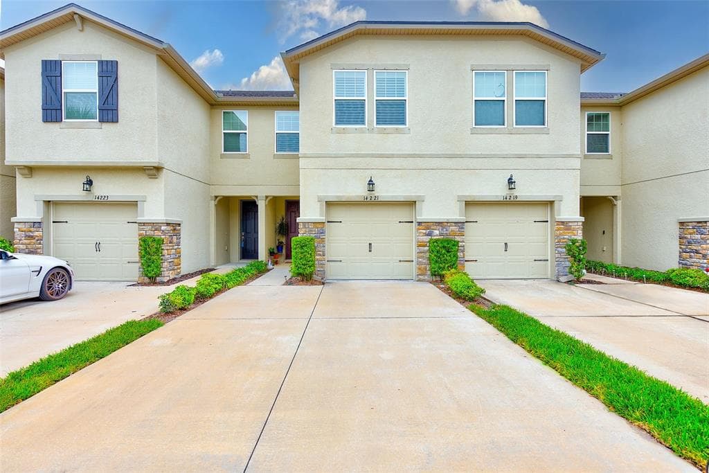 14221 PONDHAWK LANE TAMPA, FL 33625
