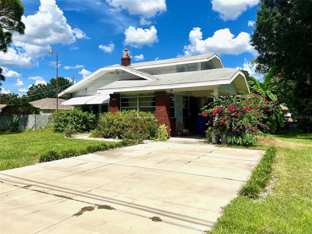 7929 N HABANA AVENUE TAMPA, FL 33614