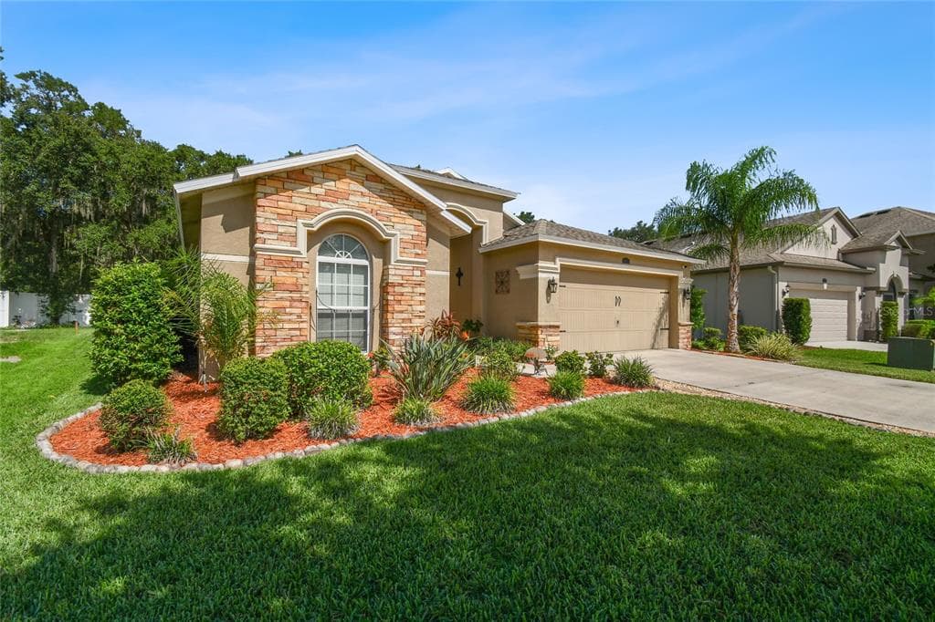 3608 GRECKO DRIVE WESLEY CHAPEL, FL 33543