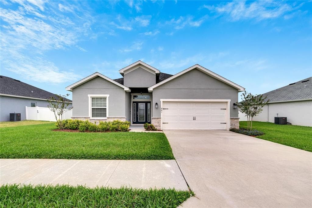 481 RIDERS LOOP AUBURNDALE, FL 33823