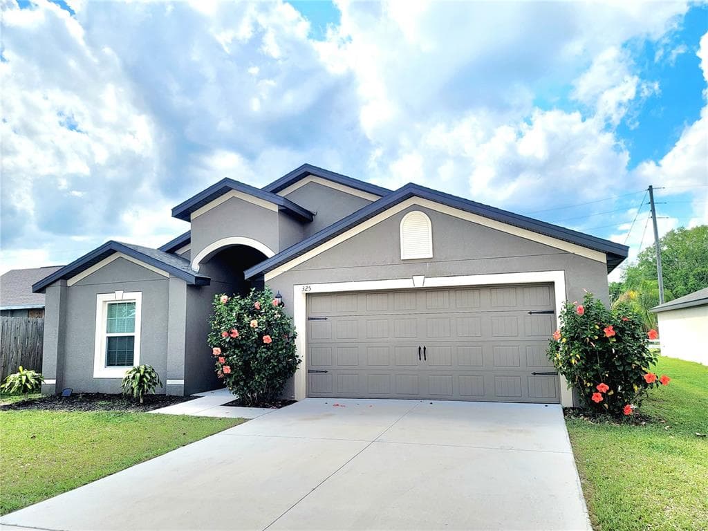 325 KENSINGTON VIEW DRIVE WINTER HAVEN, FL 33880