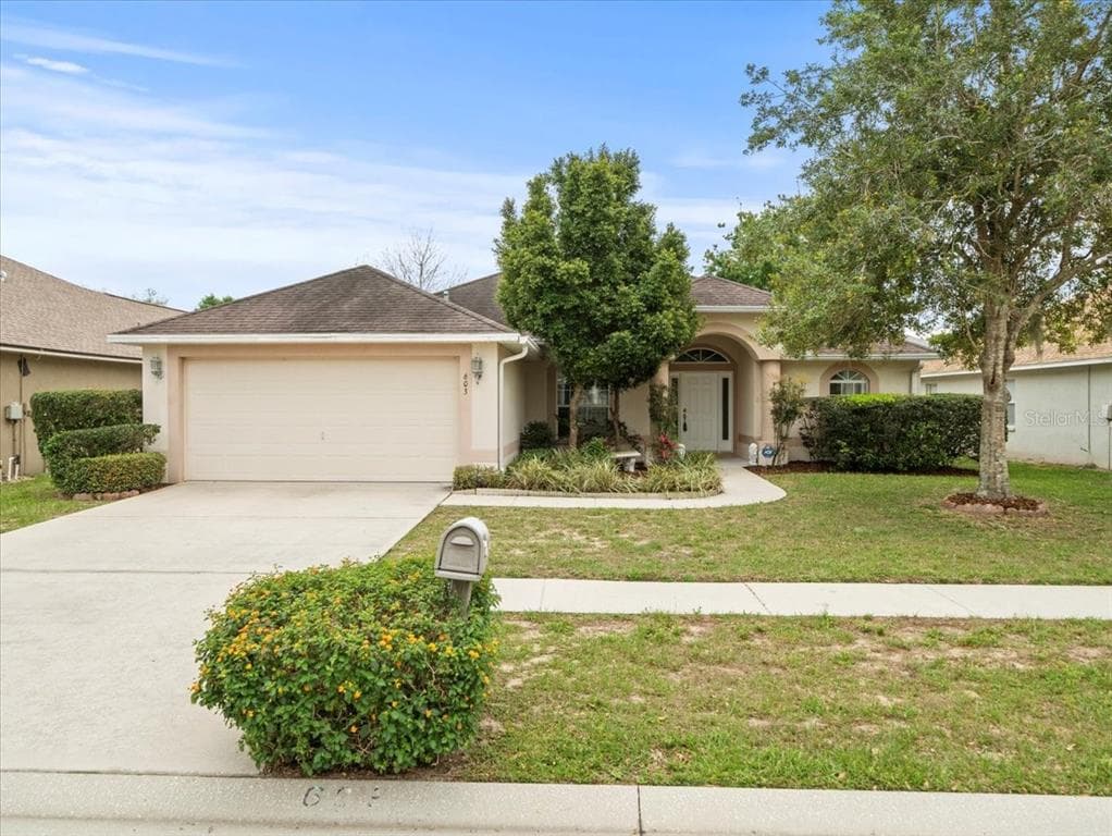 603 NUTSHELL COURT SEFFNER, FL 33584
