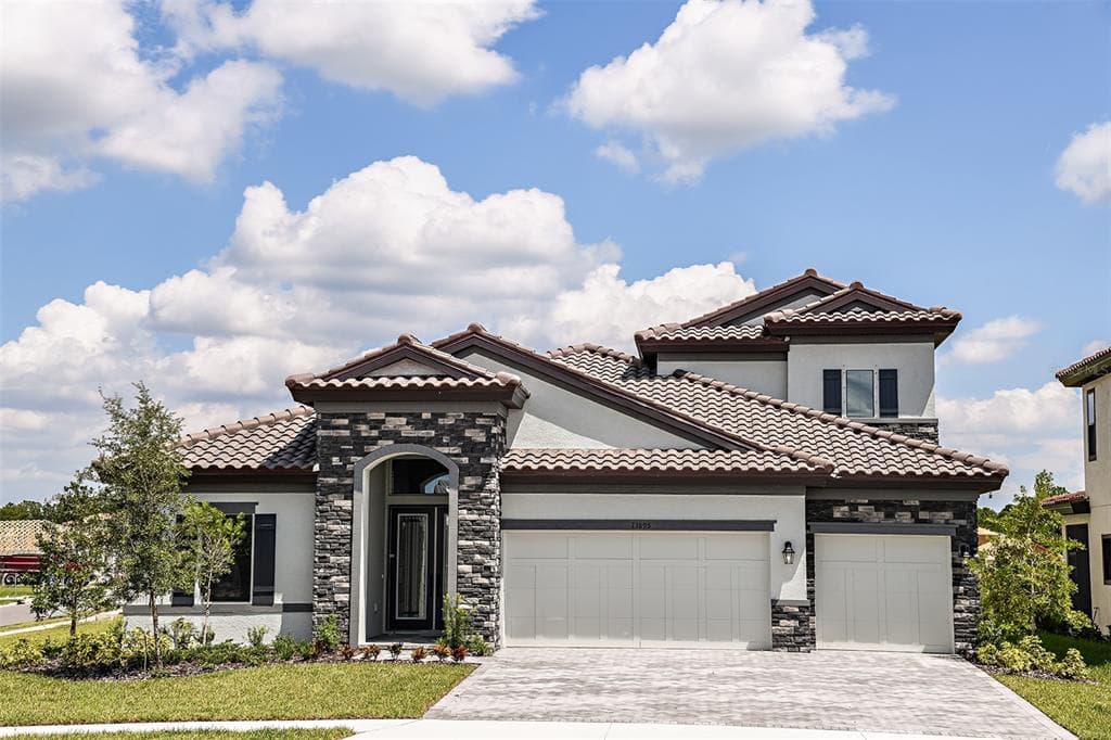 11244 RUSTIC TIMBER LOOP