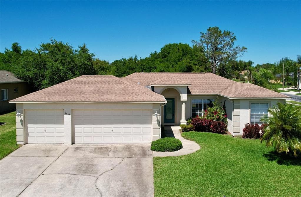 1453 CRAZY HORSE DRIVE LUTZ, FL 33559