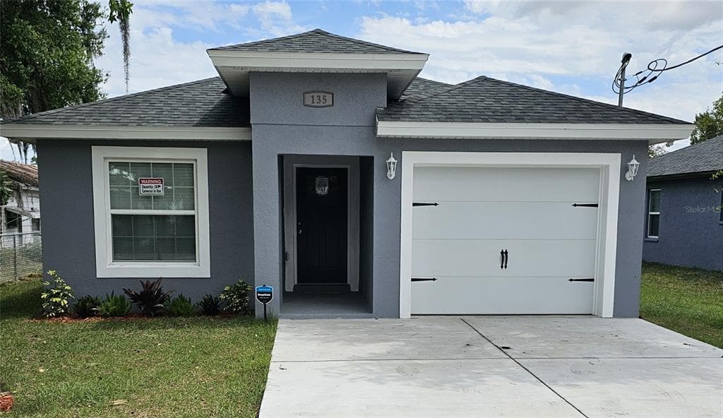 135 OLEANDER AVENUE AUBURNDALE, FL 33823