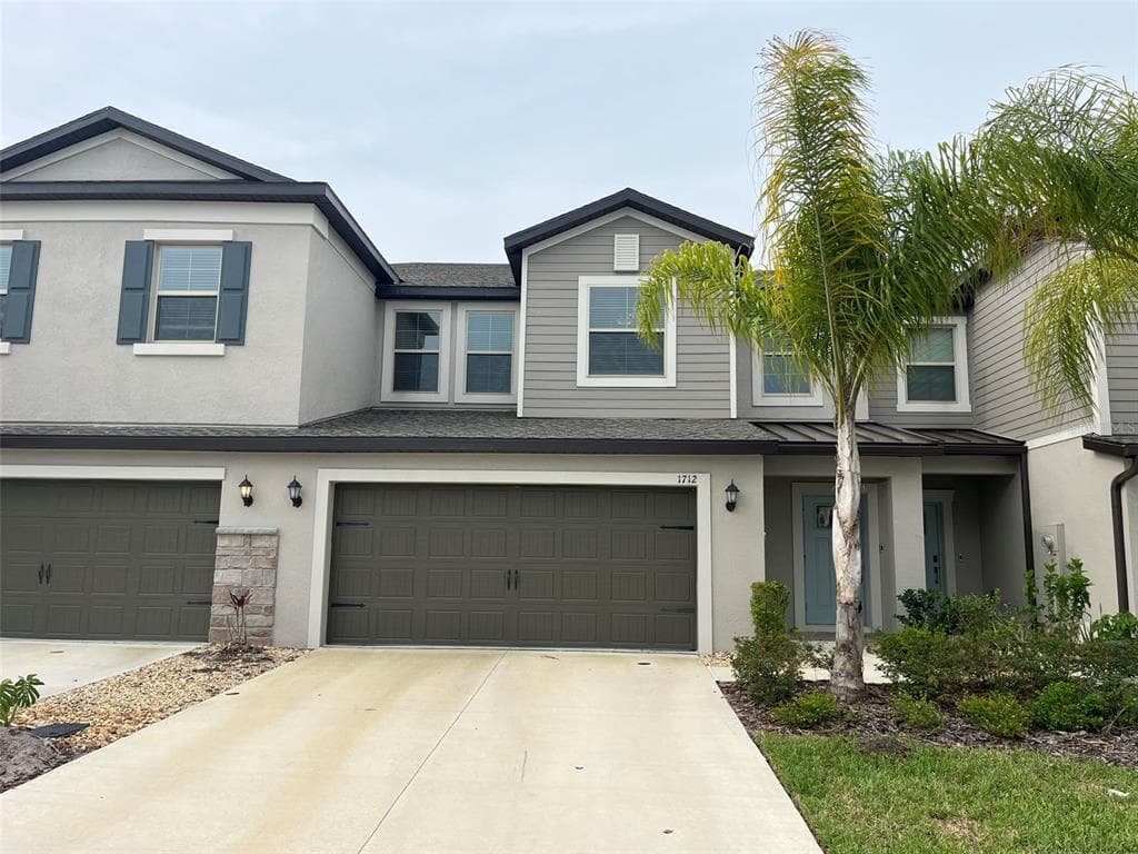 1712 ROSEVILLE STREET LUTZ, FL 33549