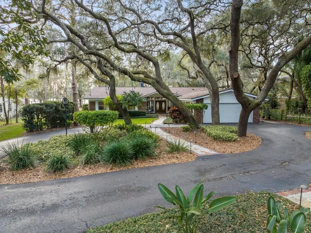 19830 HIAWATHA ROAD ODESSA, FL 33556