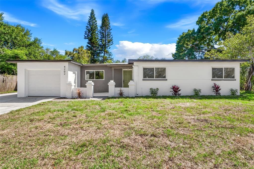 4202 W FAIR OAKS AVE TAMPA, FL 33611