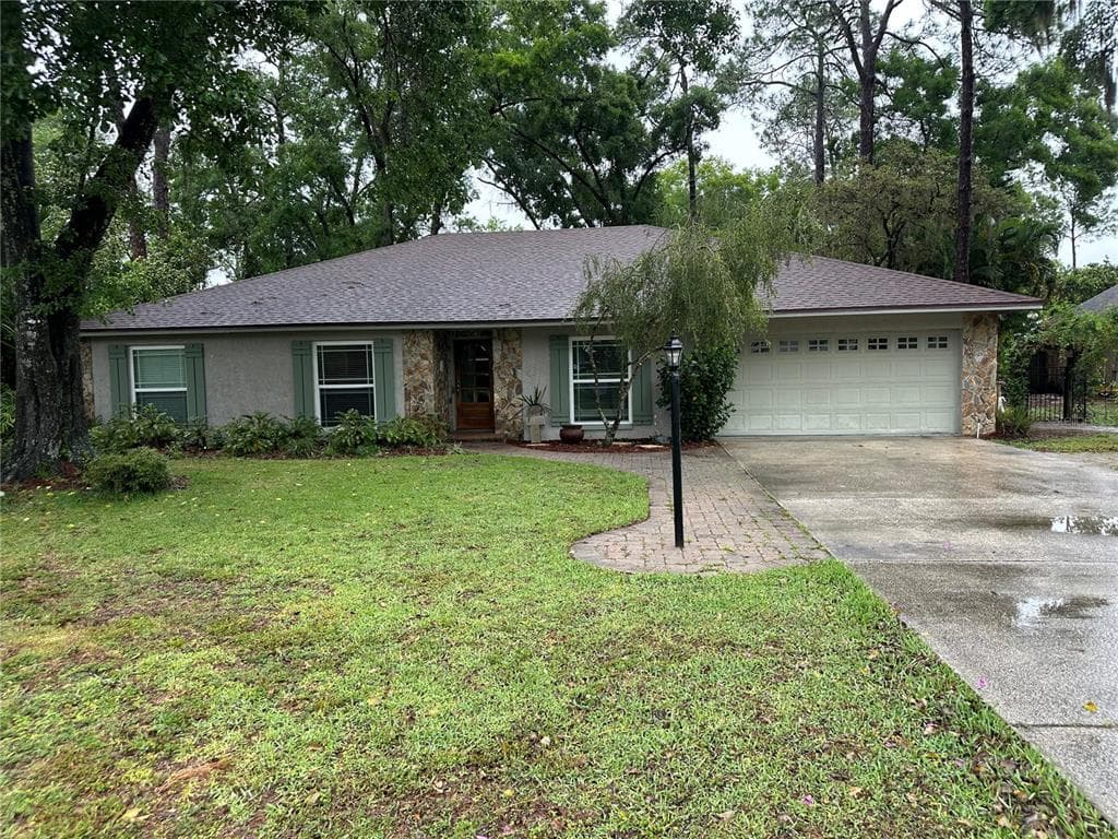818 DRUID HILLS ROAD TEMPLE TERRACE, FL 33617