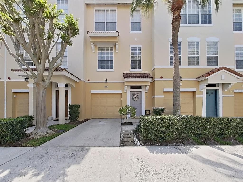 3179 BAYSHORE OAKS DRIVE