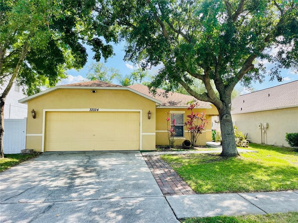 32024 NORTHRIDGE DRIVE WESLEY CHAPEL, FL 33545