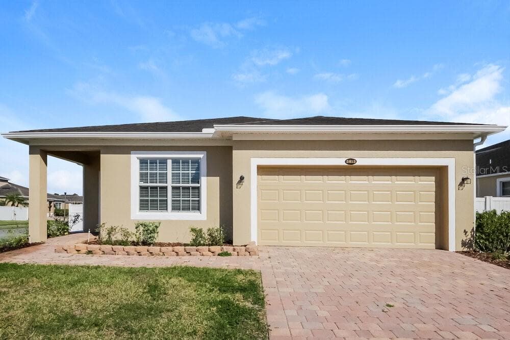 3813 CRESWICK CIRCLE ORLANDO, FL 32829