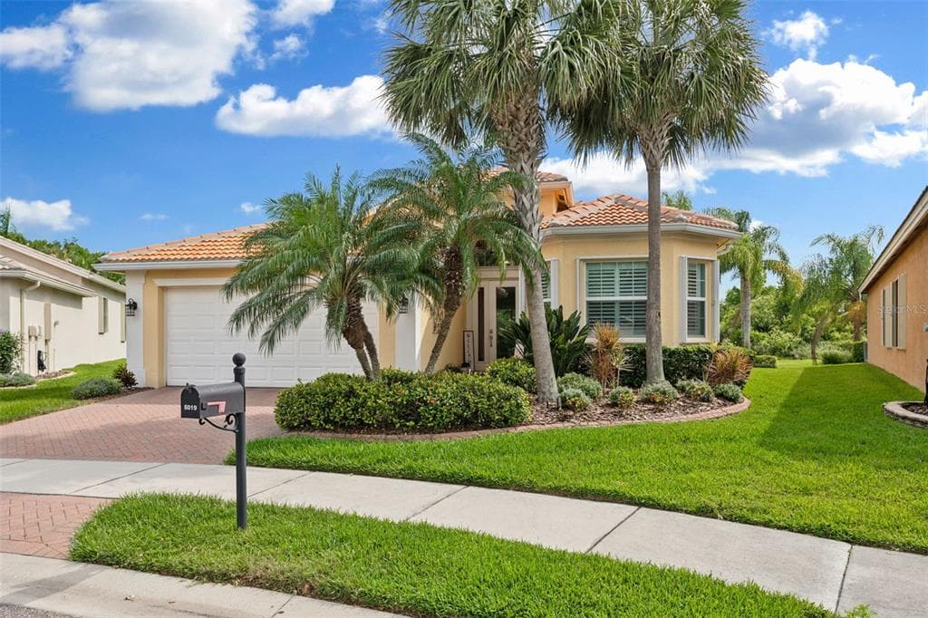 5019 CRYSTAL BEACH DRIVE WIMAUMA, FL 33598