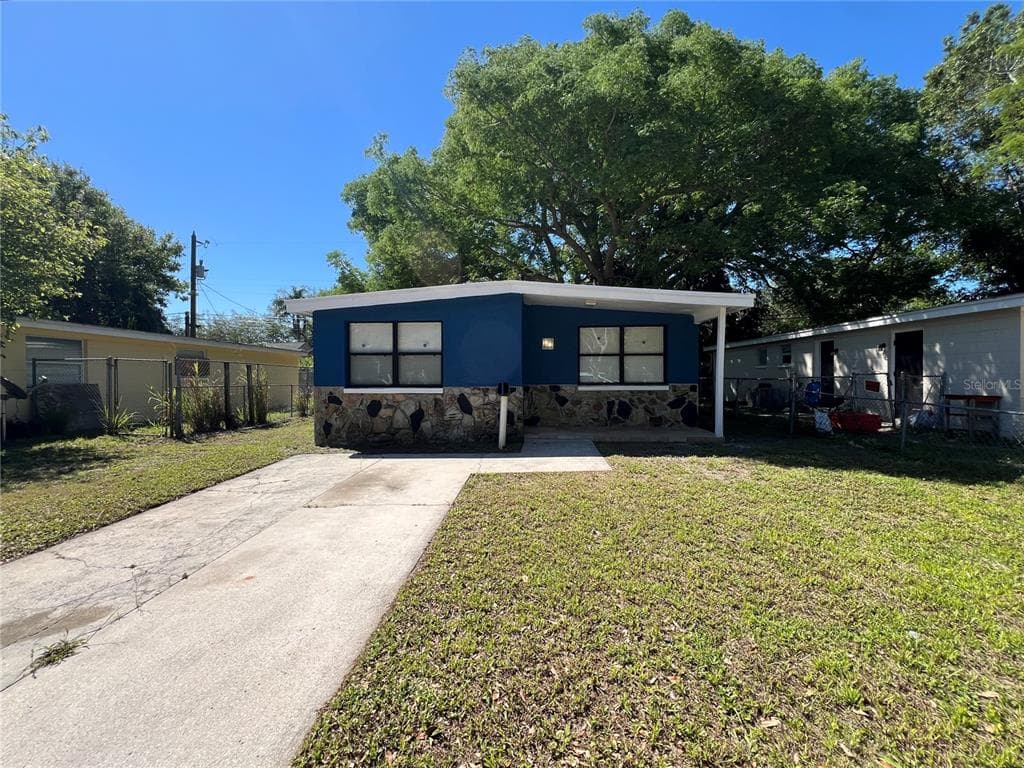626 NEWTON AVENUE S ST PETERSBURG, FL 33701