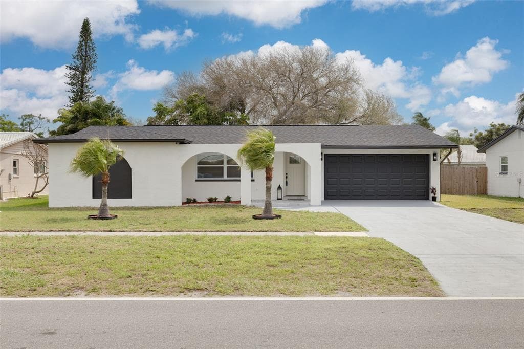 13113 RIDGE ROAD LARGO, FL 33778