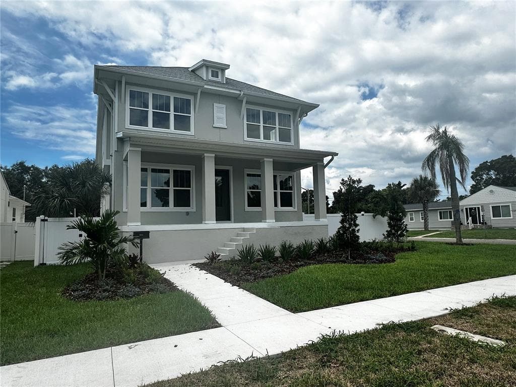 604 39TH AVENUE NE ST PETERSBURG, FL 33703