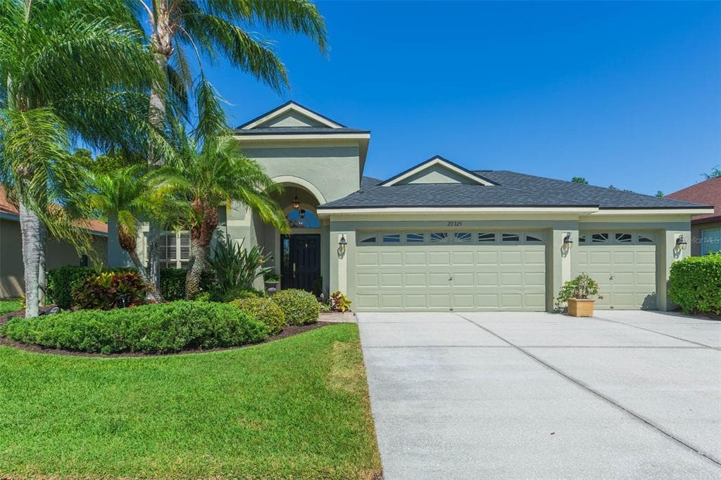 27325 HOLLYBROOK TRAIL WESLEY CHAPEL, FL 33544