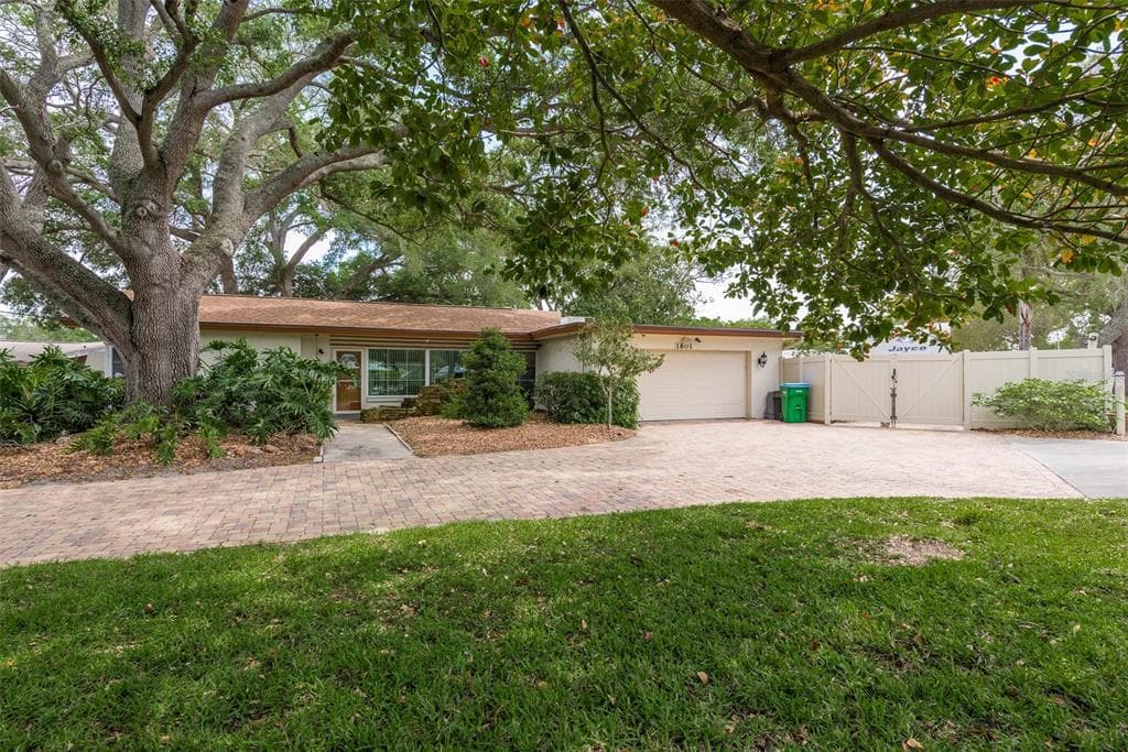 1601 S KEENE ROAD CLEARWATER, FL 33756