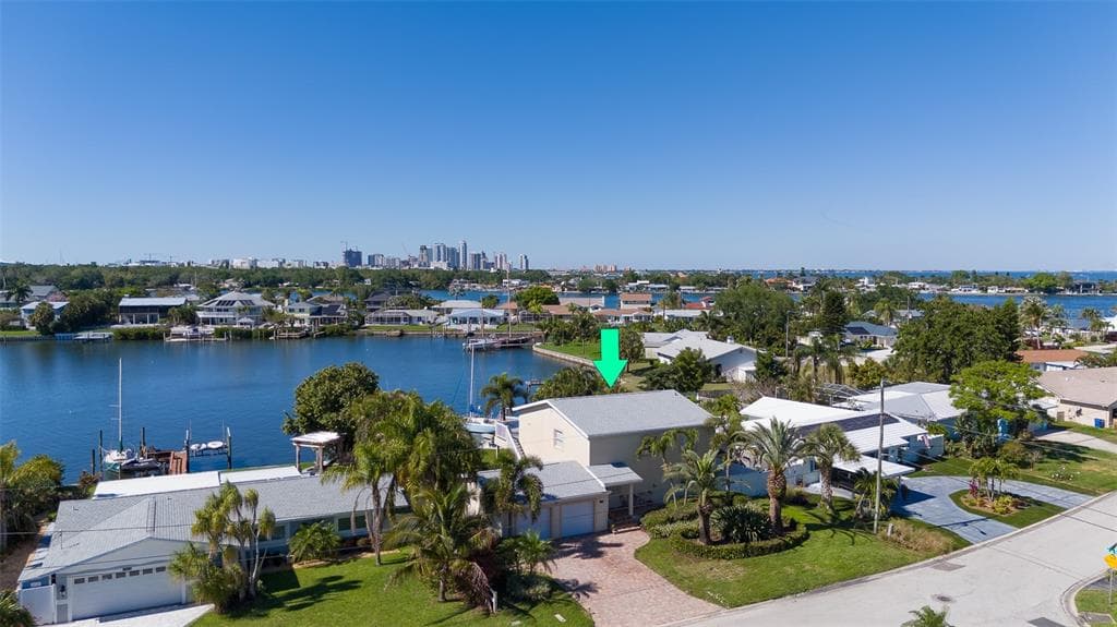 3501 MANATEE DRIVE SE ST PETERSBURG, FL 33705