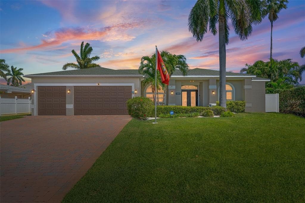 373 4TH AVENUE N TIERRA VERDE, FL 33715