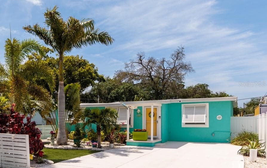 4570 67TH STREET N ST PETERSBURG, FL 33709