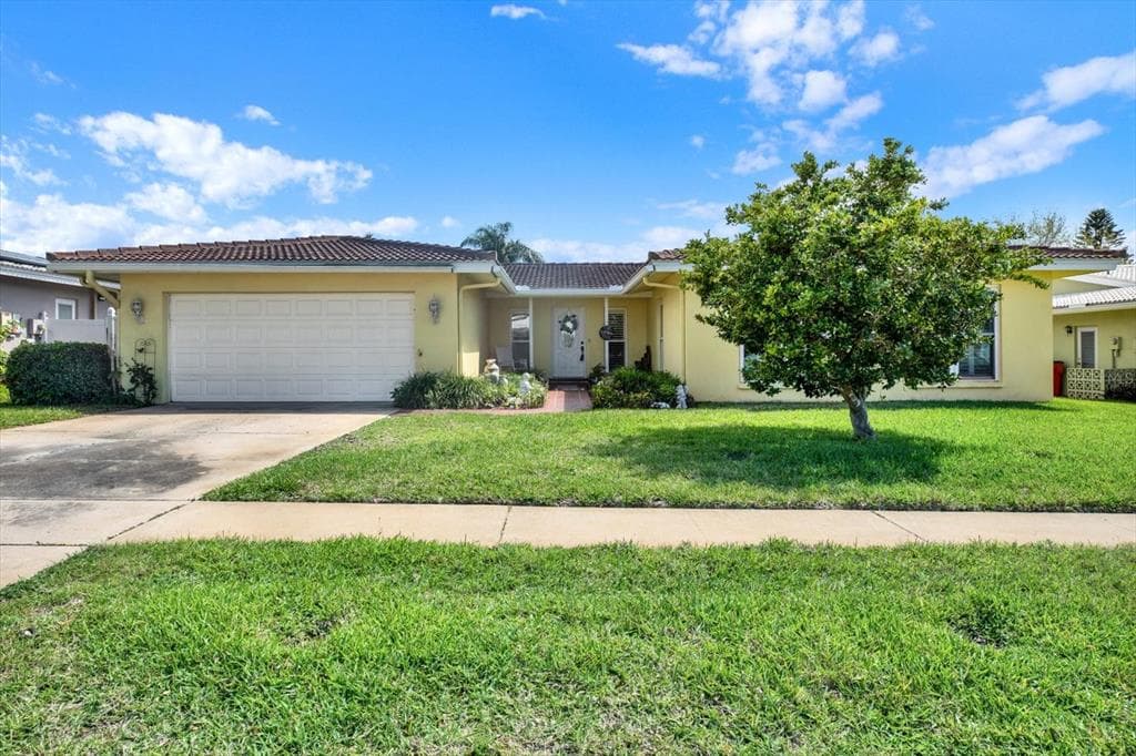 14420 PASSAGE WAY SEMINOLE, FL 33776