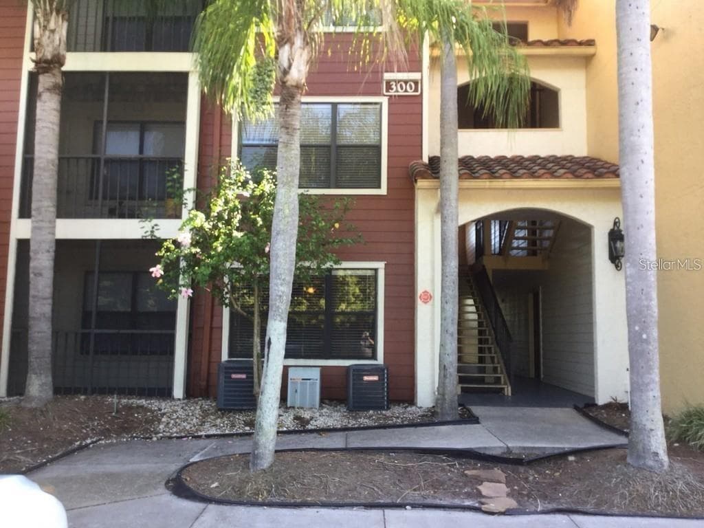 11901 4TH STREET N UNIT 3105 ST PETERSBURG, FL 33716