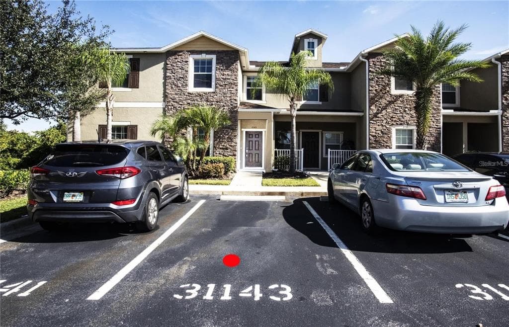 31143 CLARIDGE PLACE WESLEY CHAPEL, FL 33543
