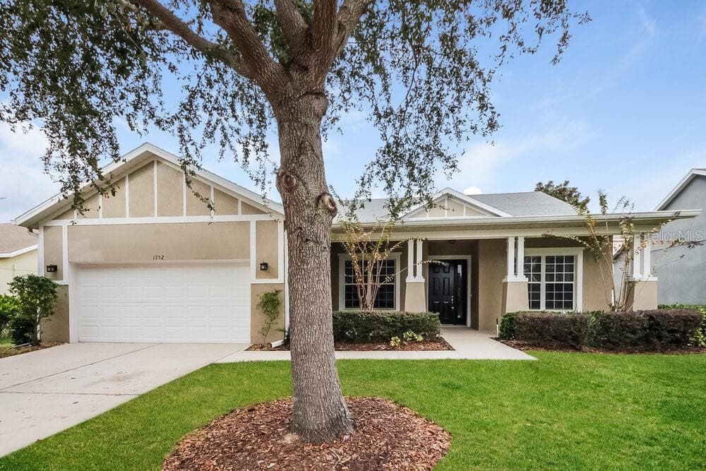 1752 SOUTHERN OAK LOOP MINNEOLA, FL 34715