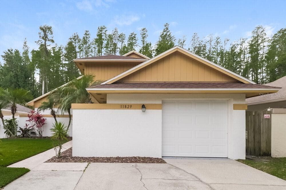 11829 HICKORYNUT DRIVE TAMPA, FL 33625