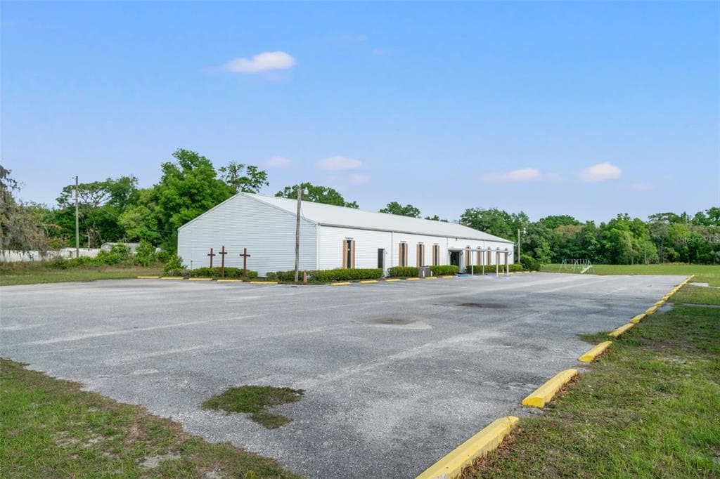 15901 LITTLE RANCH ROAD SPRING HILL, FL 34610