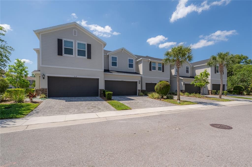 1020 ORCHARD ARBOUR COURT TAMPA, FL 33613