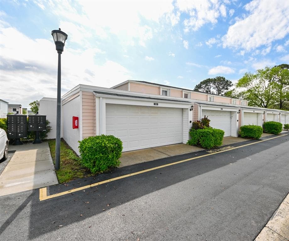 11911 CYPRESS VISTA UNIT 11911 TAMPA, FL 33626
