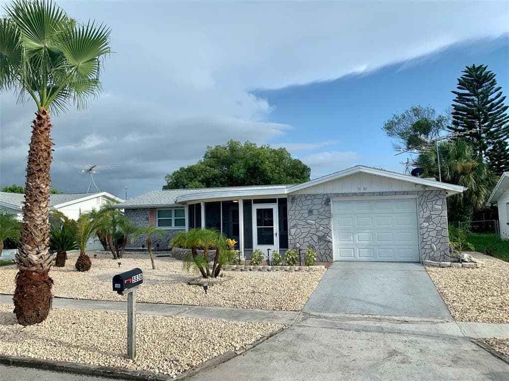 5830 DAHLIA AVENUE NEW PORT RICHEY, FL 34652