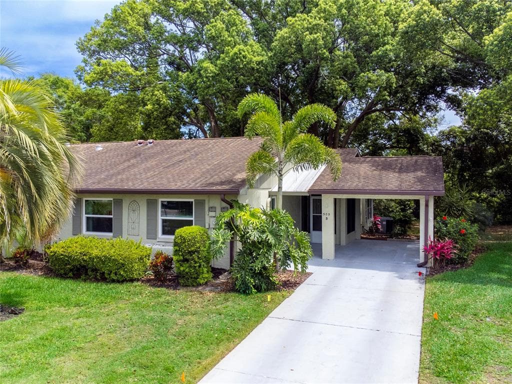 505 FINSBURY CIRCLE UNIT B SUN CITY CENTER, FL 33573