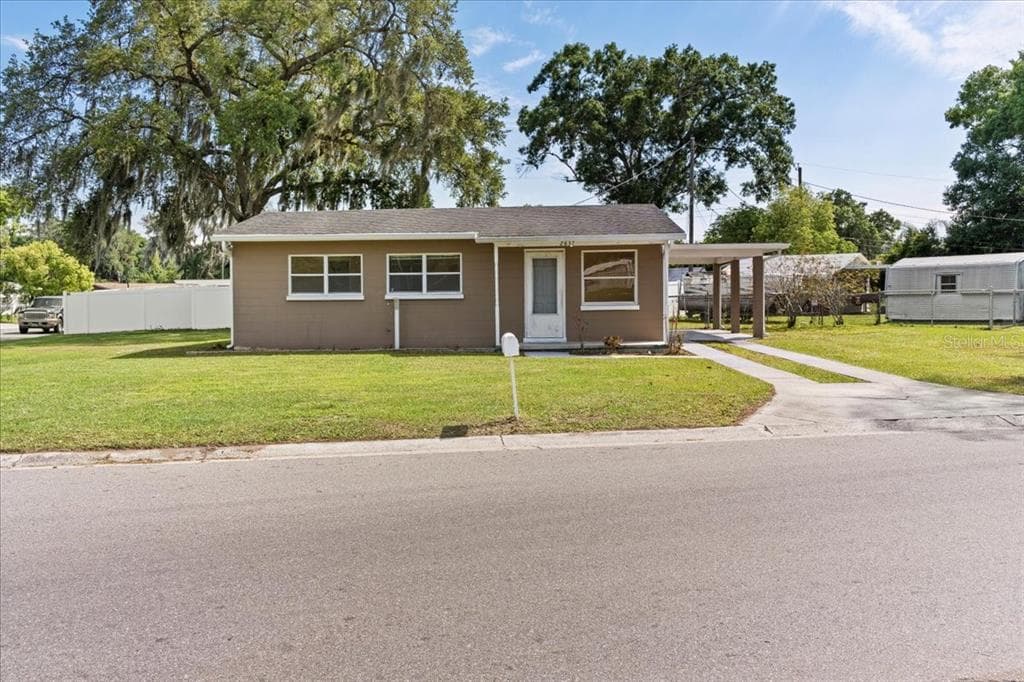 2837 DIXIE ROAD LAKELAND, FL 33801