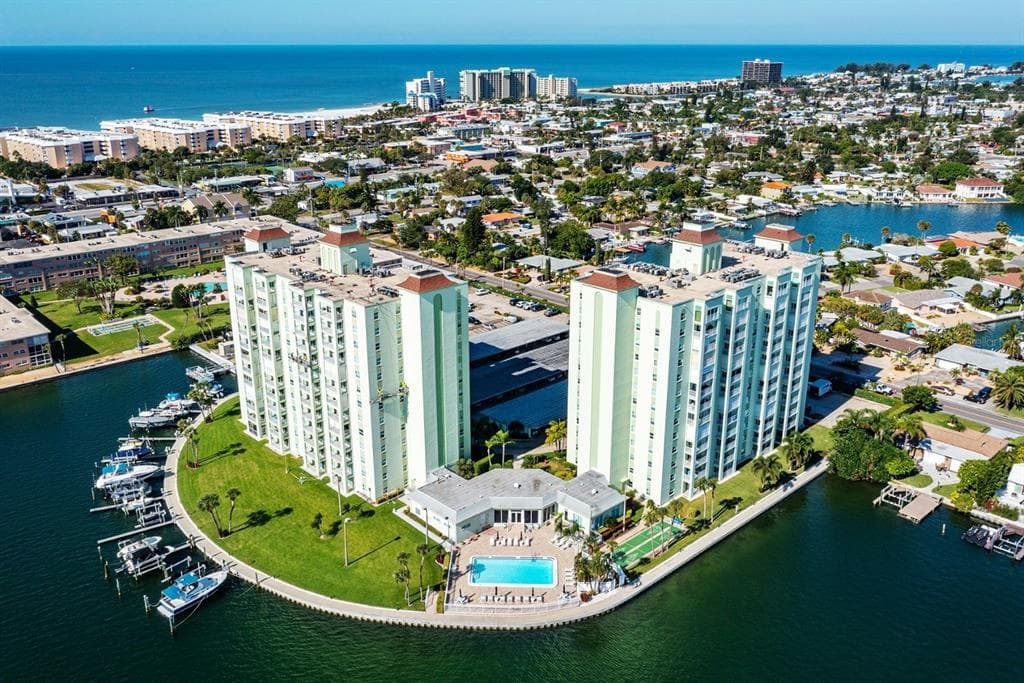 420 64TH AVENUE UNIT 1002 ST PETE BEACH, FL 33706