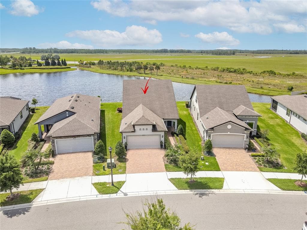 18904 COASTAL SHORE TERRACE LAND O LAKES, FL 34638