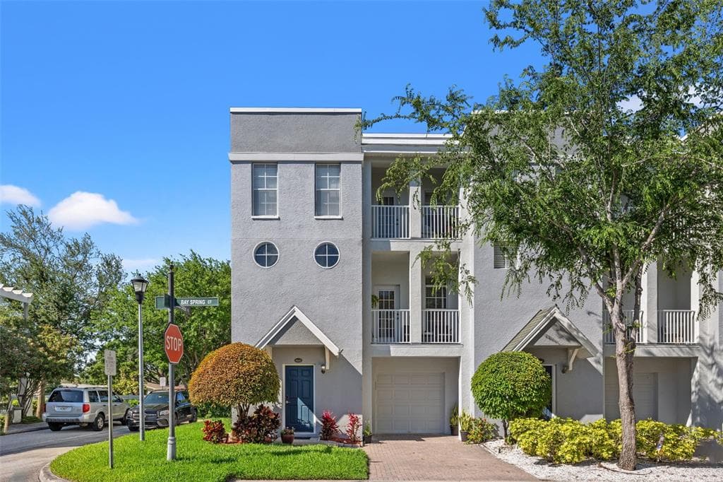 4545 BAY SPRING COURT TAMPA, FL 33611