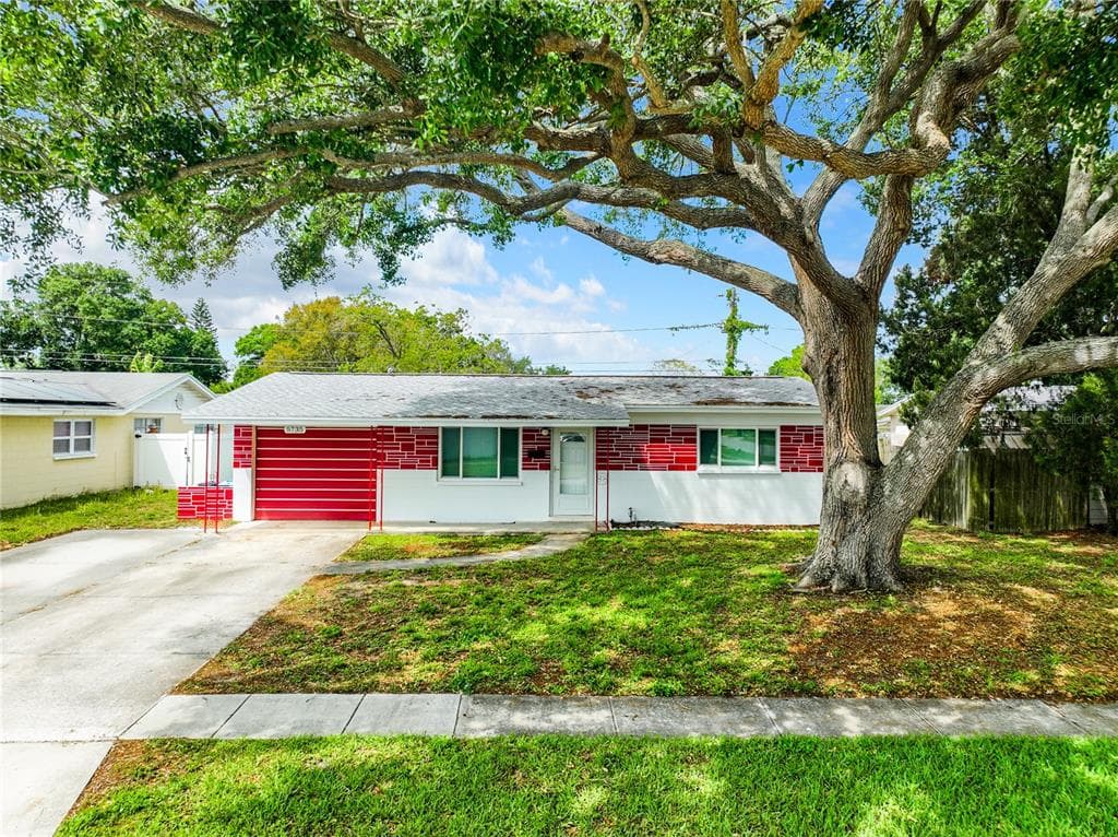 5735 89TH AVENUE N PINELLAS PARK, FL 33782