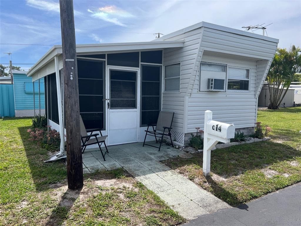 12674 SEMINOLE BOULEVARD UNIT C14 LARGO, FL 33778