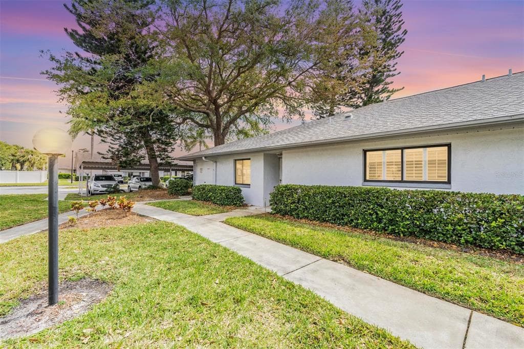 2701 COUNTRYSIDE BOULEVARD UNIT 101 CLEARWATER, FL 33761