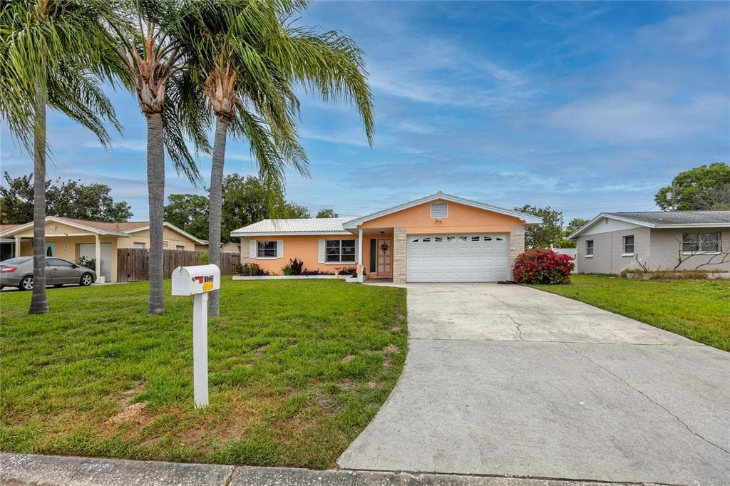 11723 82ND TERRACE SEMINOLE, FL 33772