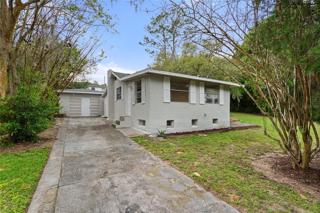 3294 E WAGON TRAIL HERNANDO, FL 34442
